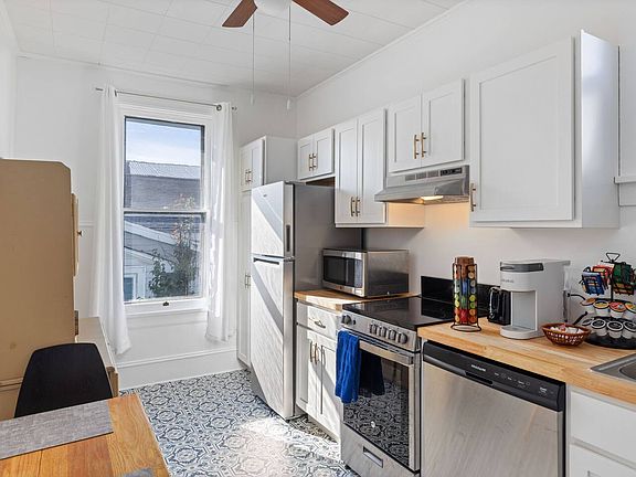 5th image of 52 S Main St #2