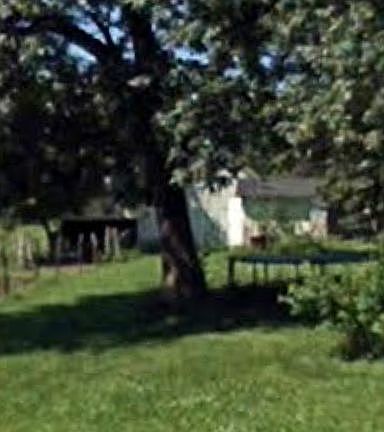 5th image of 412 W Hazel St