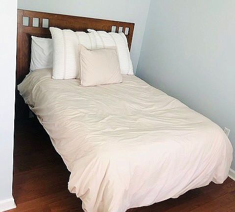 5th image of 719 Beaverview Dr