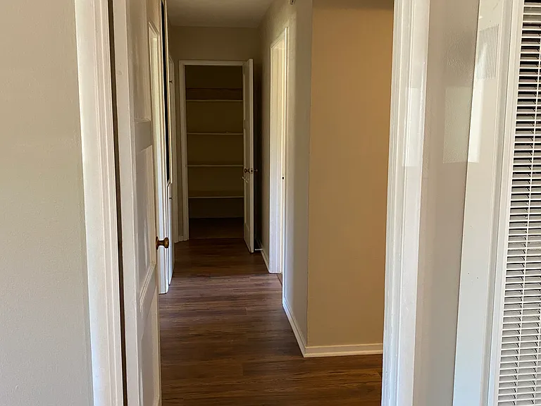 239 Santa Lucia Dr — Photo 13