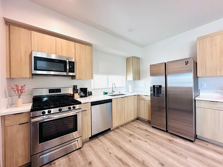 218 N Coronado St #216-1/2 — Photo 21