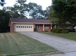 2334 Amber Woods Dr, Snellville, GA