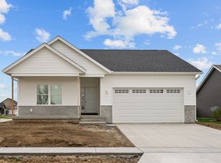 4738 W 11th St, Davenport, IA