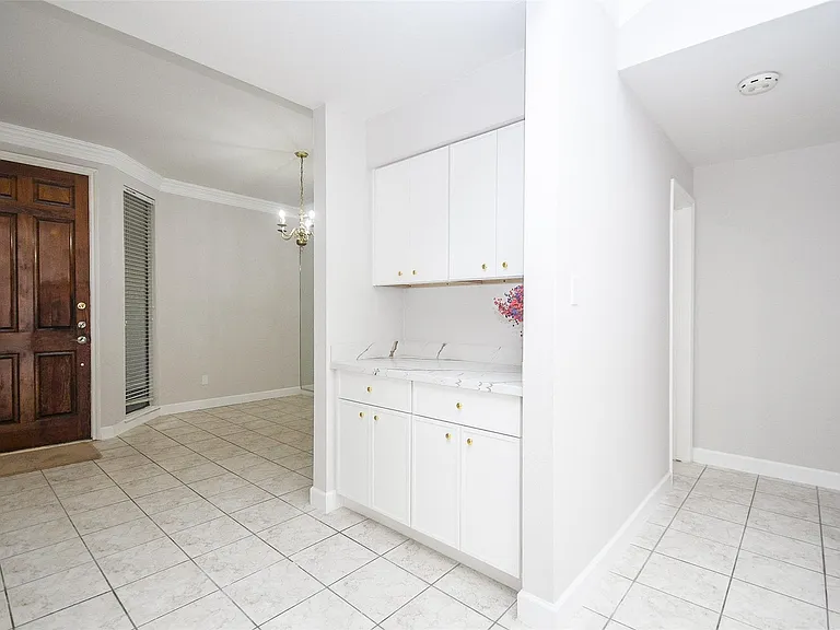 5200 Weslayan St #311 — Photo 13