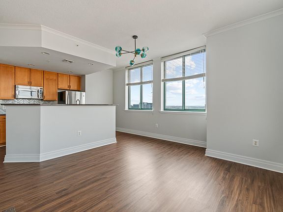 4th image of 414 Water St Unit 3014