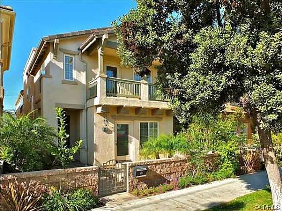 2nd image of 321 Seal Beach Blvd