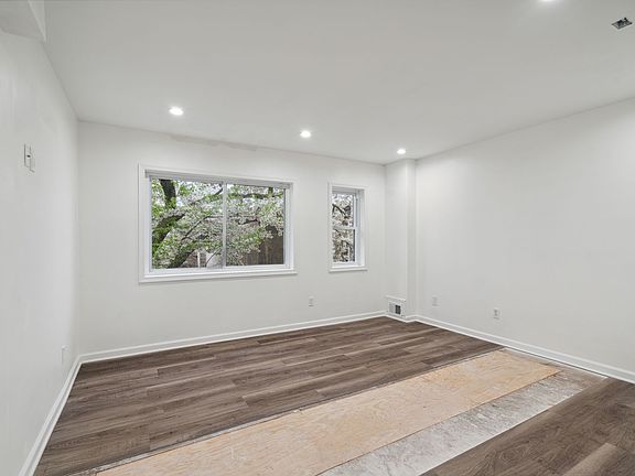 5th image of 2218 W Master St Floor 2