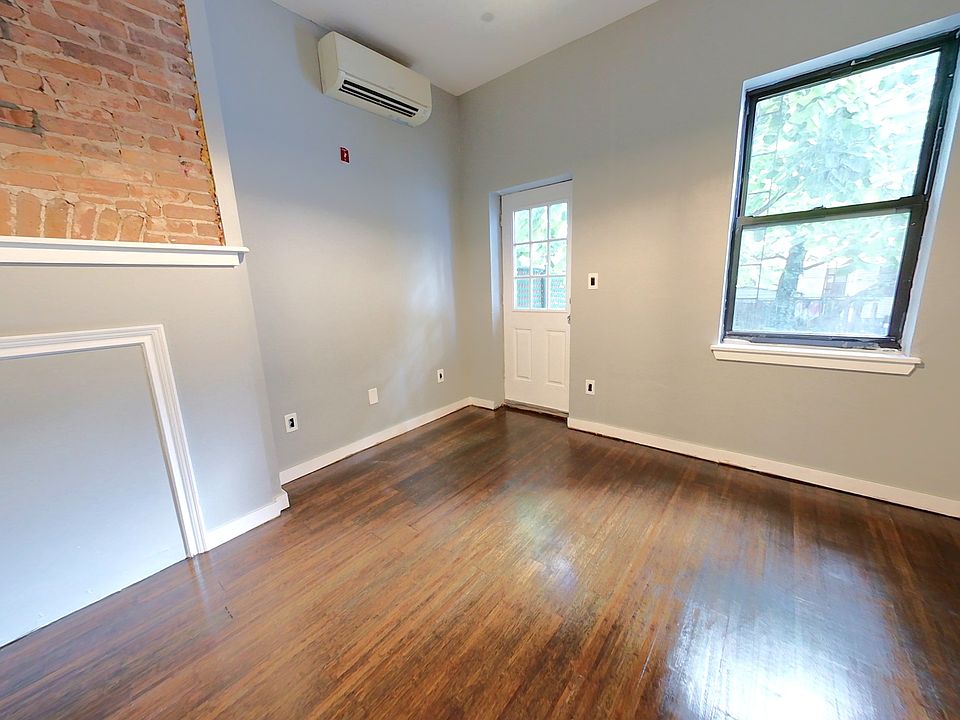 1st image of 1516 Gates Ave #1LL