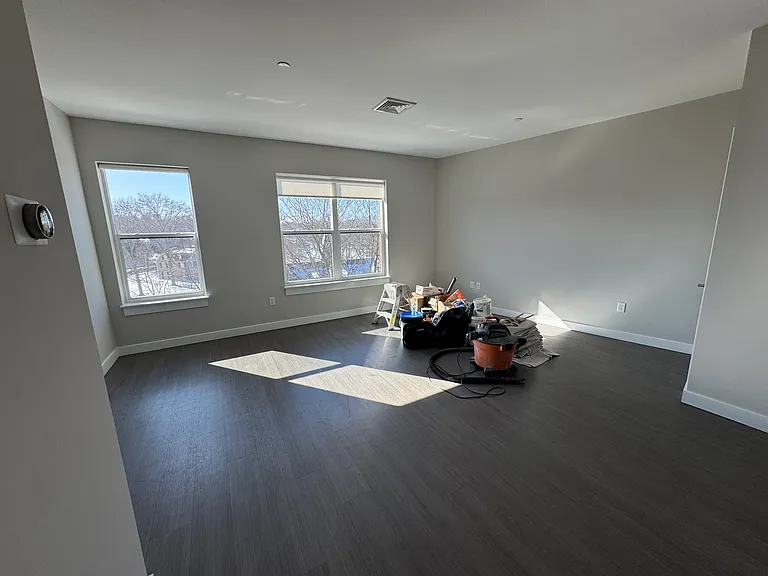 Hillside Residence — Photo 35
