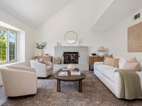 1351 Johnson Dr, Ventura, CA 93003