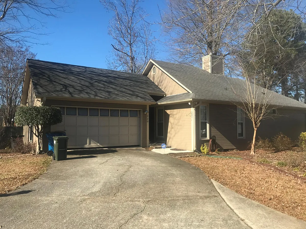 Building Photo - 220 S Wood Rd