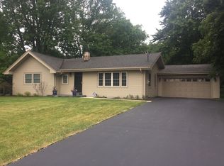 W130N6289 River Dr, Menomonee Falls, WI 53051