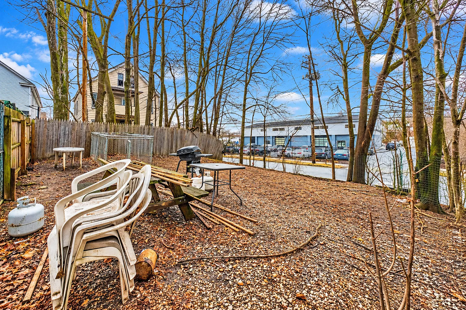 3 bed, $1,975 — Photo 4