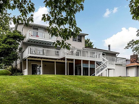 2nd image of 111 Deer Trail Dr