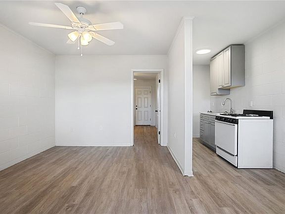 3rd image of 3300 Baronne St #F