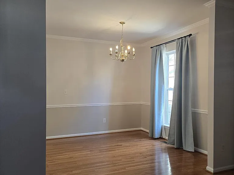 20323 Swallow Point Rd — Photo 6