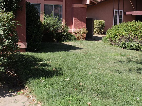 5th image of 527 W Avenue J14