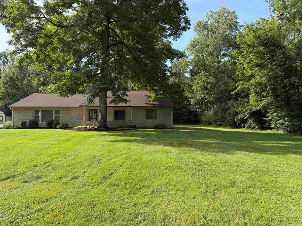 3201 W Grace Ln, Muncie, IN 47304