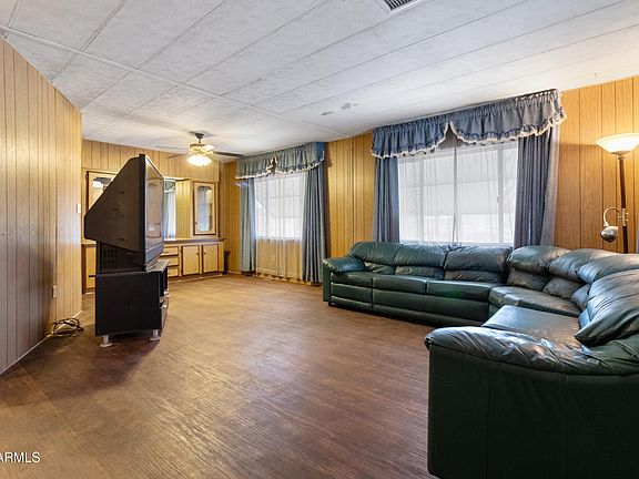 3rd image of 2727 E UNIVERSITY Drive #39