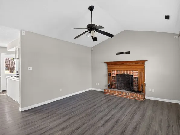 703 Mallard Dr, Jacksonville, NC 28540