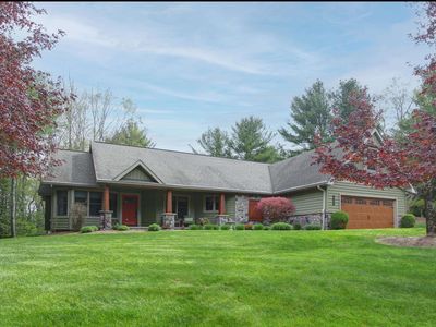2133 River Highlands Ln, Traverse City, MI, 49696