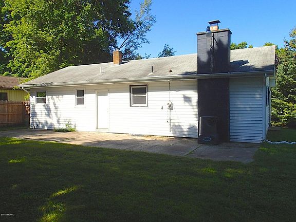 3rd image of 7277 5th St