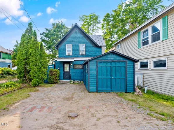 1801 Park Avenue, Sylvan Beach, NY 13157