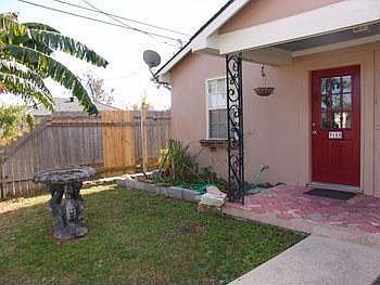 4th image of 9100 Dixon St