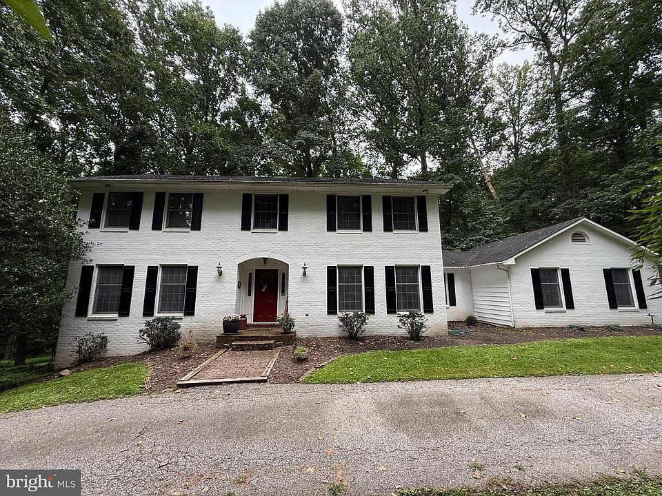 1st image of 3 Timber Run Ct
