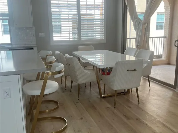 232 Milky Way, Irvine, CA 92618