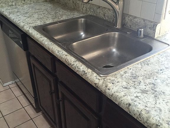 3rd image of 1539 Whistler Ln