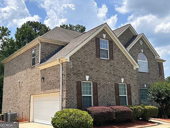 5th image of 2420 Brynlyn Woods Dr NE