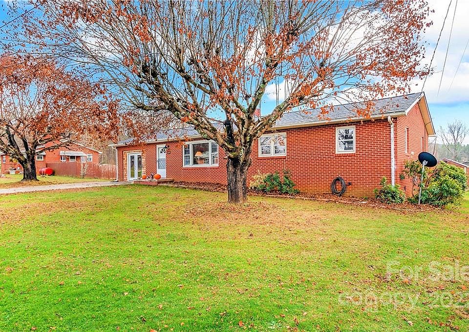 1st image of 120 Viewmont Dr