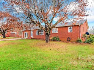 120 Viewmont Dr, Canton, NC 28716