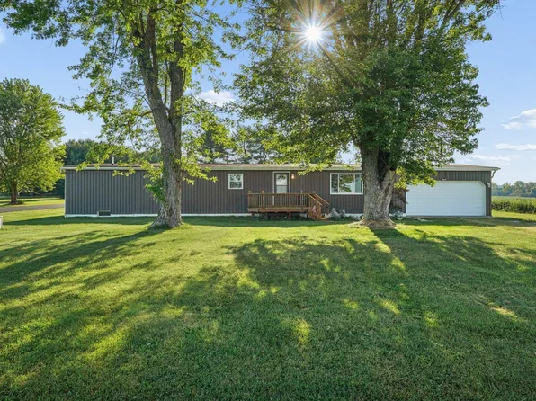 9730 Lake Rd NE, Millersport, OH 43046