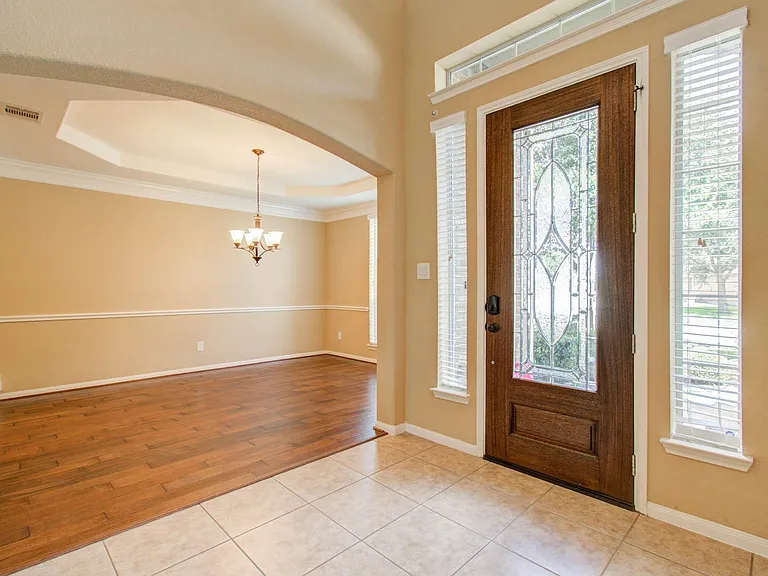 21331 Parham Cir — Photo 8