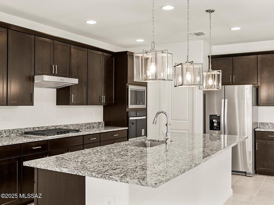 1st image of 255 N Pecan Canyon Ln