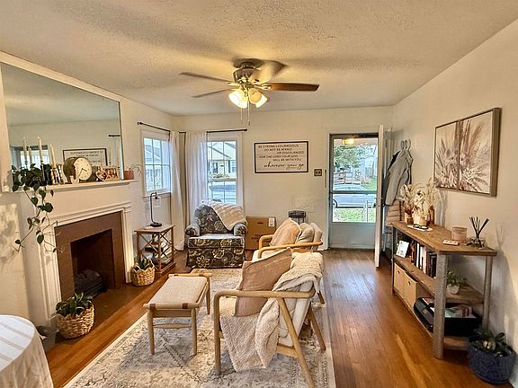 2nd image of 233 Indiana St