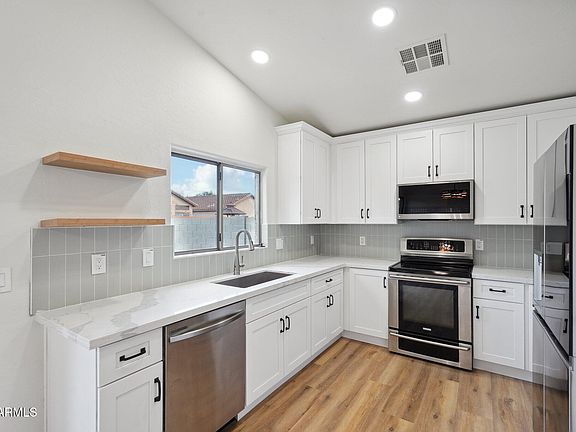 2nd image of 13326 W WATSON Lane