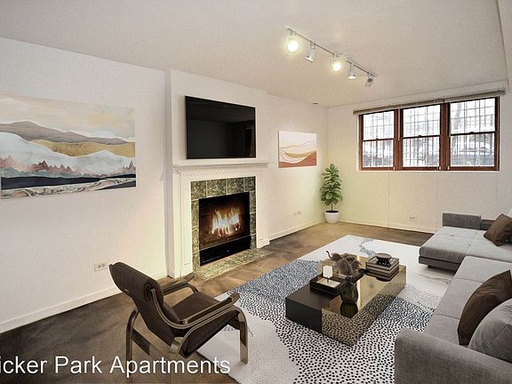 3rd image of 2147 W Crystal St #8105472