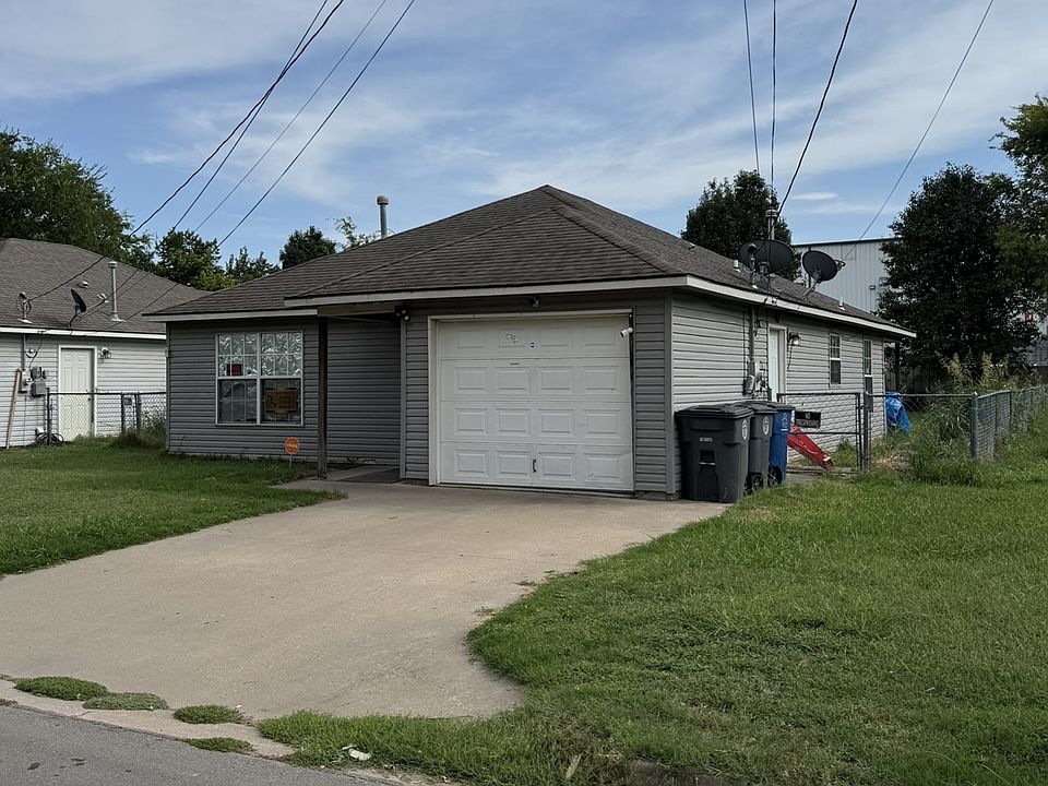 2nd image of 3612 W 4th St