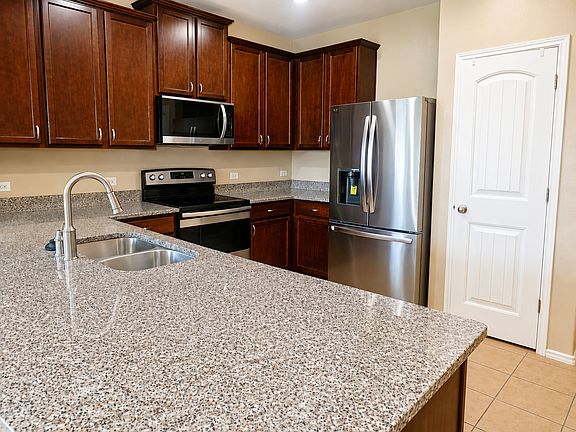 5th image of 17208 Bridgefarmer Blvd