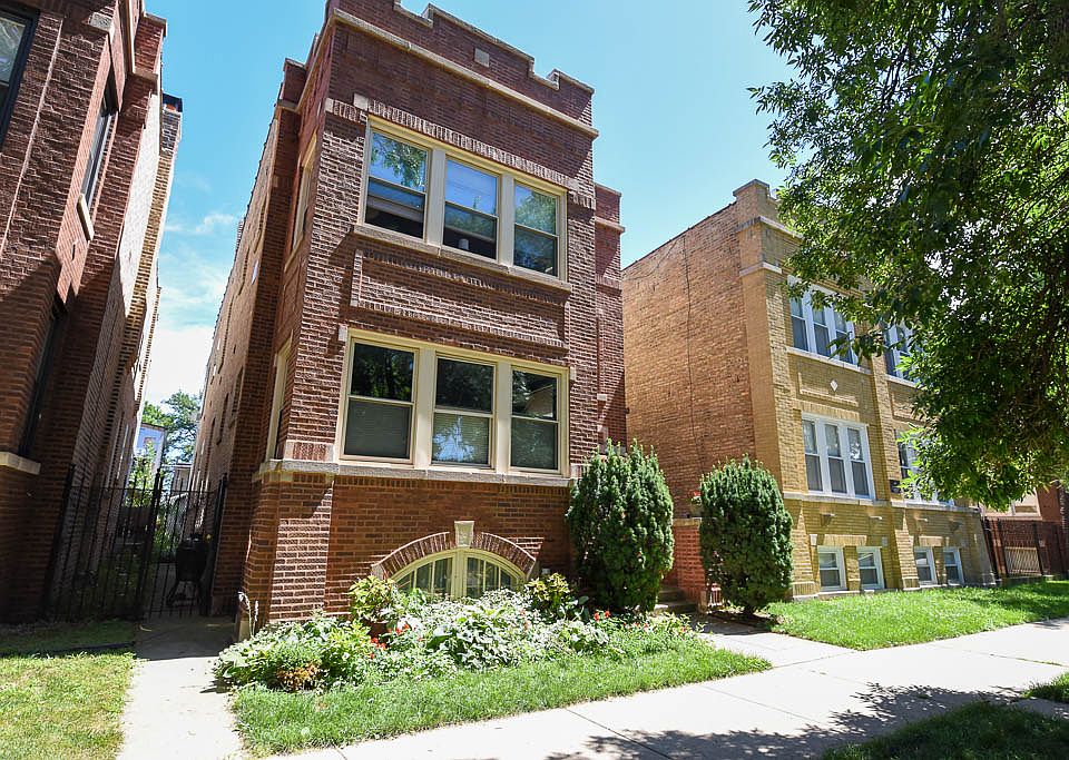 1st image of 5735 N Washtenaw Ave #1