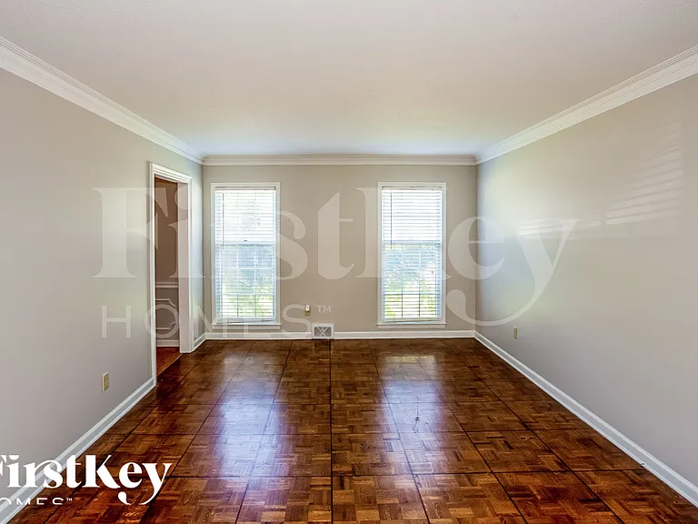 6991 Dashwood Dr — Photo 2