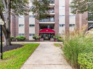 64 Main St APT 15B, Stoneham, MA 02180