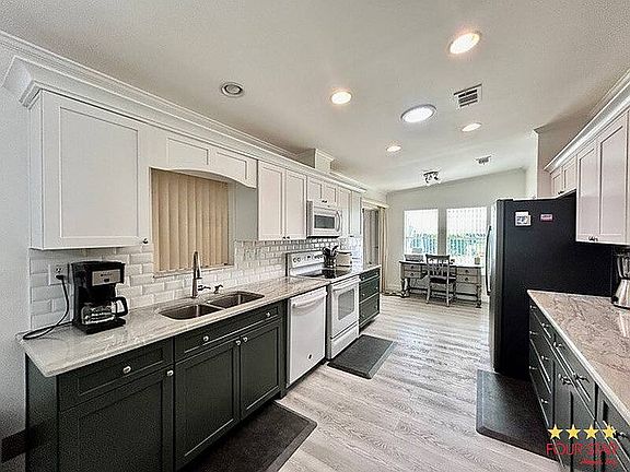 2nd image of 348 Casa Grande