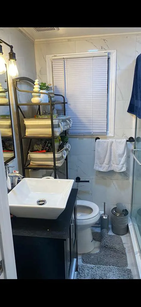 4 bed, 1236 sqft, $2,000 — Photo 4