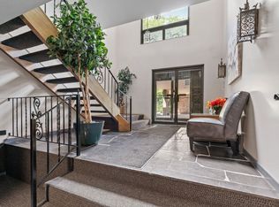 222 Wentworth Ave W APT 108, Saint Paul, MN 55118