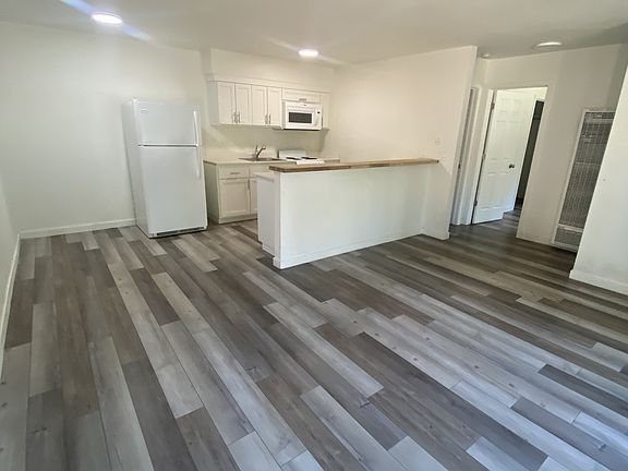 2nd image of 3671 Spruce Ave #11431220