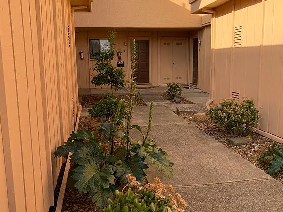 2nd image of 10327 Alpine Dr